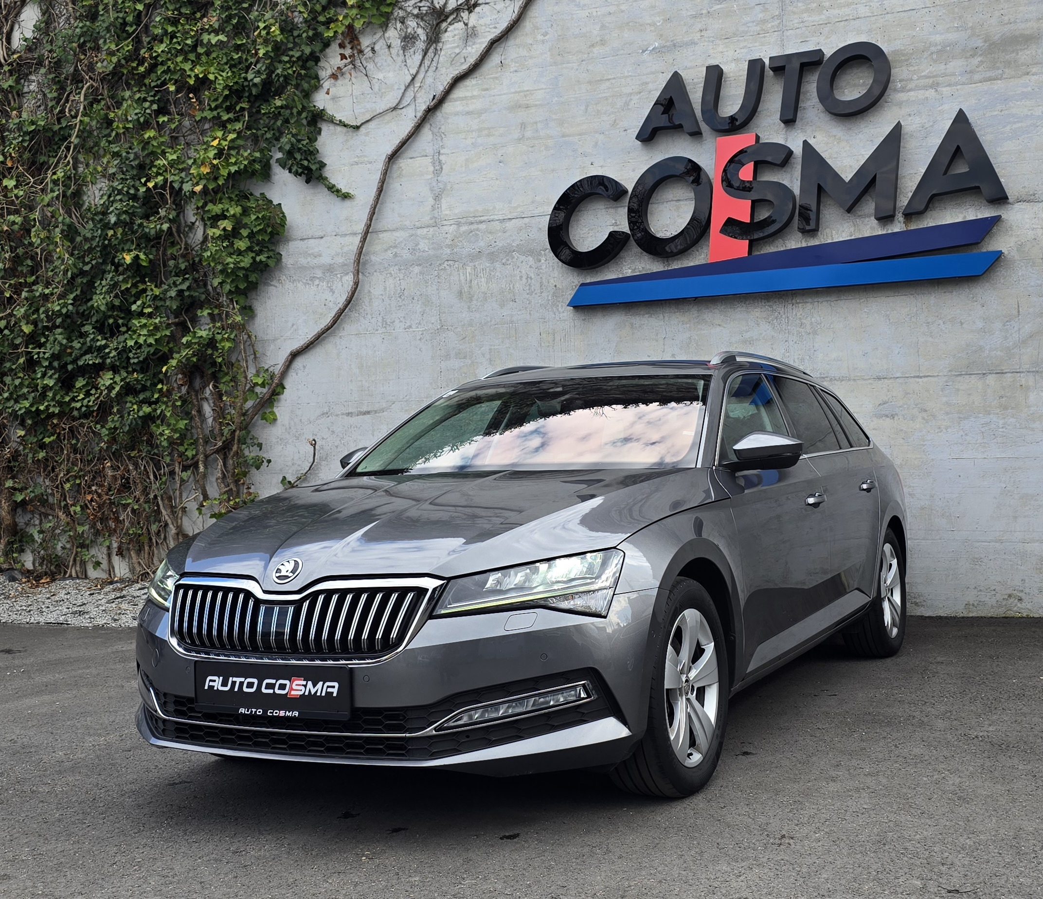 Skoda Superb Style/AHK/KAMERA/ACC/